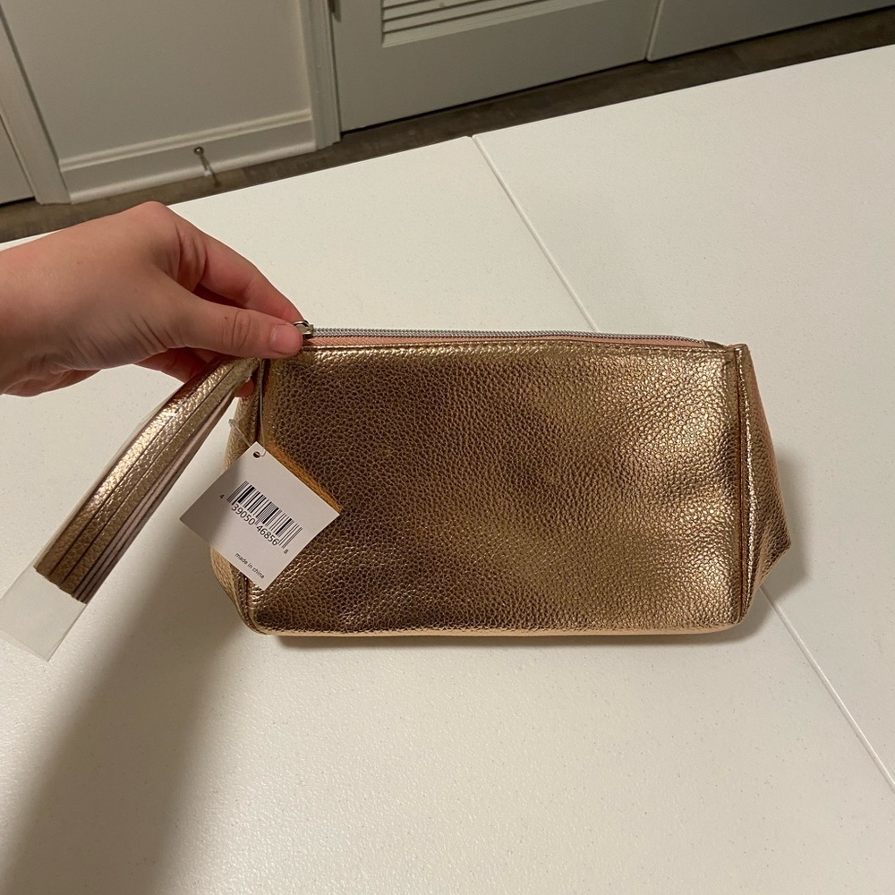 NWT | Nordstrom women’s gold wristlet metallic makeup bag purse zip accessory